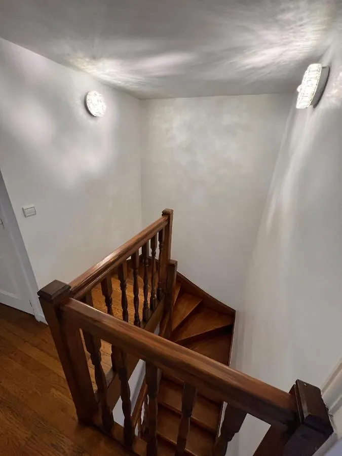 Apartment Appartement Champs-Elysees - Hala Paris