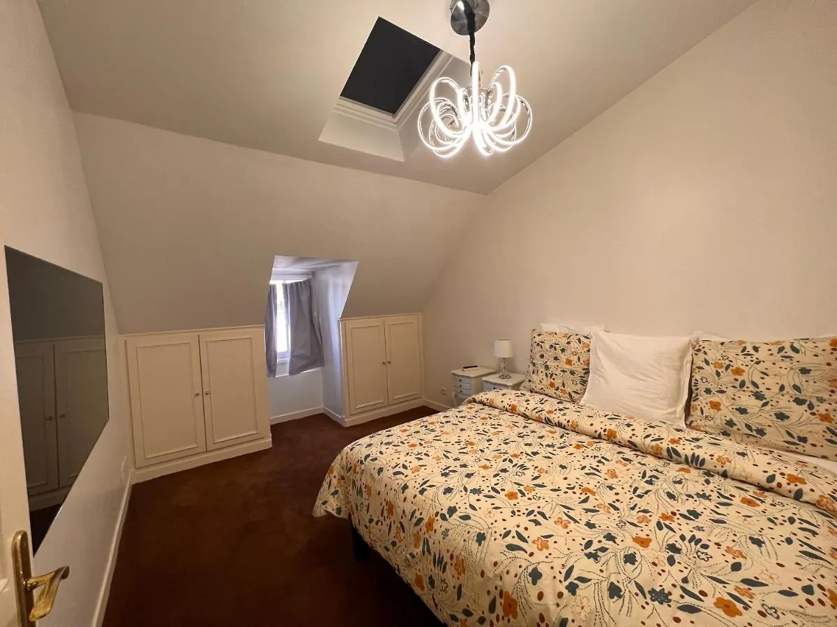 Appartement Champs-Elysees - Hala Paris France